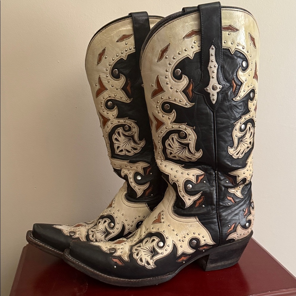 Lucchese Black and Natural Inlay Cowboy Boots 8.5